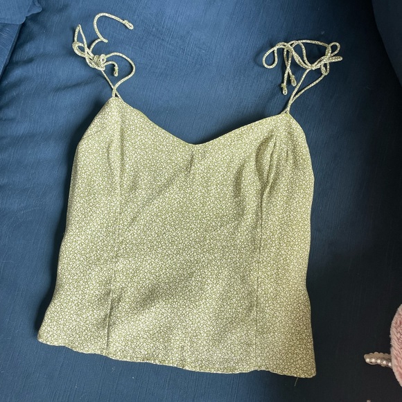 Abercrombie & Fitch Green Top (2021) - size small, perfect condition, straps tie - Picture 2 of 2